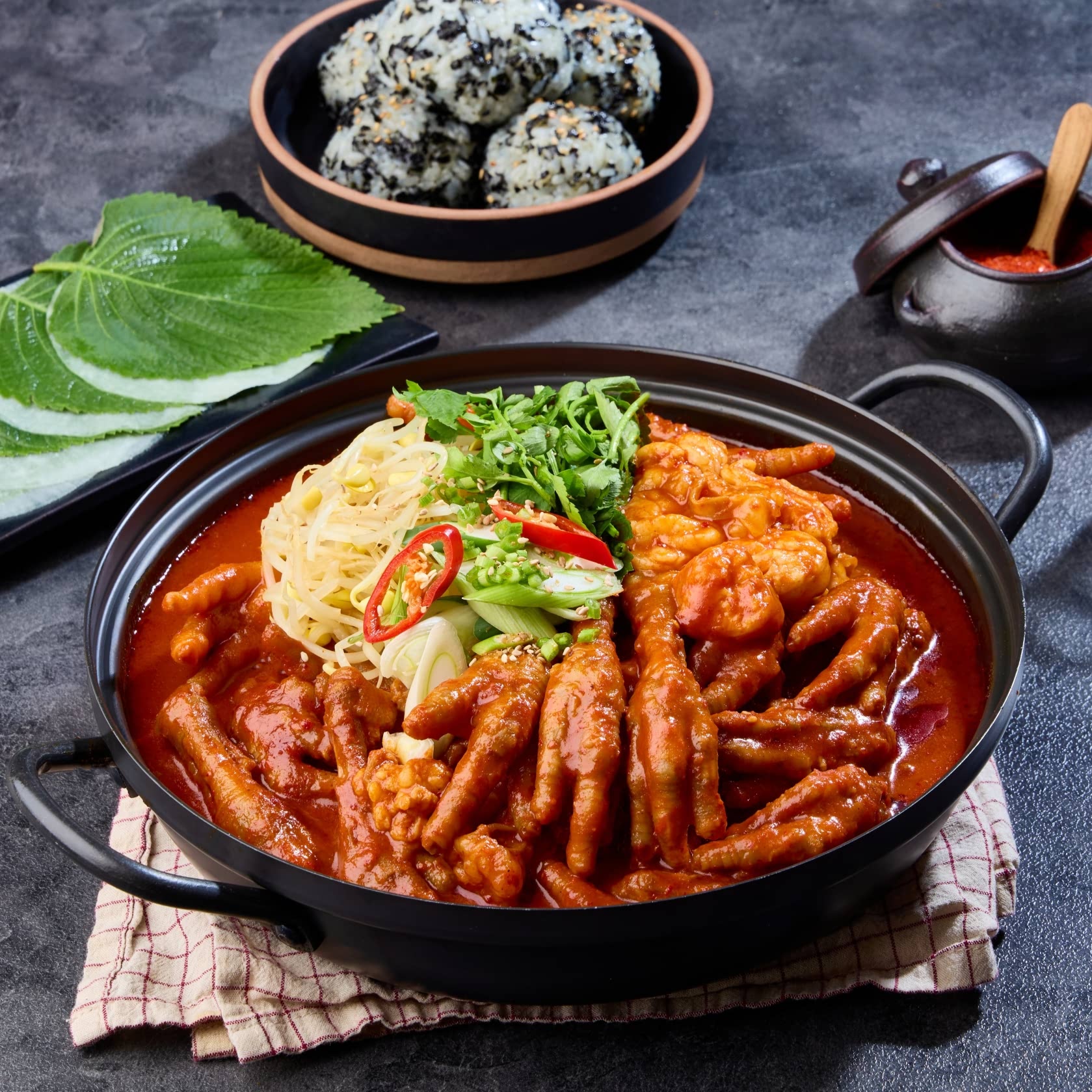 국내산 닭발로 만든 통뼈 국물닭발 850g 2팩